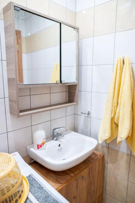 Apartamento Zografia - Charming House Near The Coast Marmari  Exterior foto