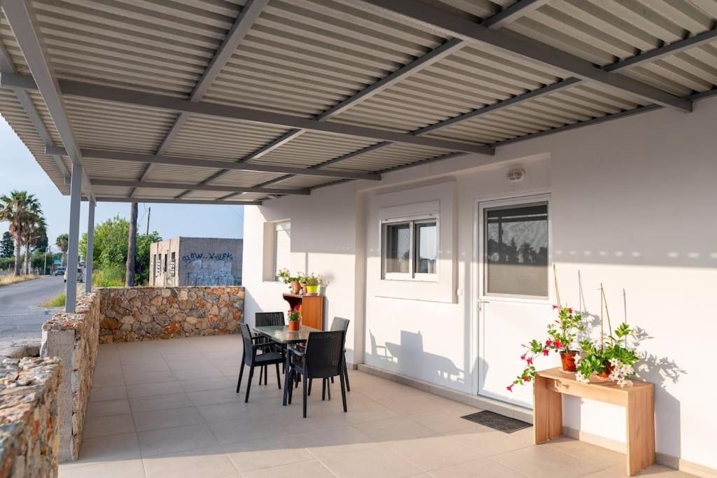 Apartamento Zografia - Charming House Near The Coast Marmari  Exterior foto